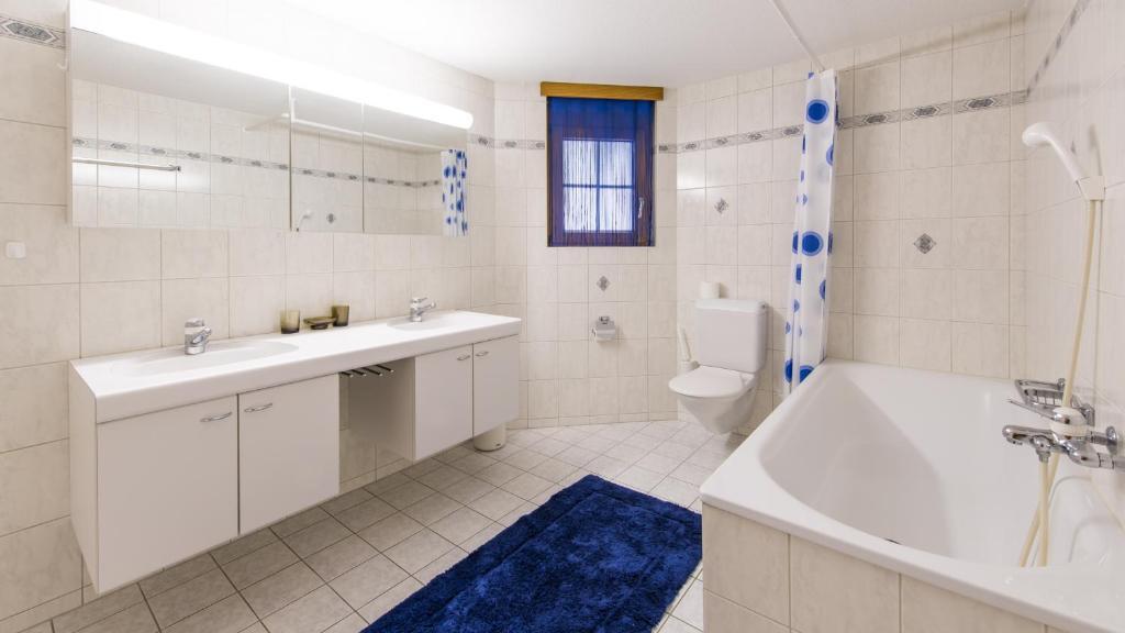 Haus Evita Saas-Grund Habitación foto