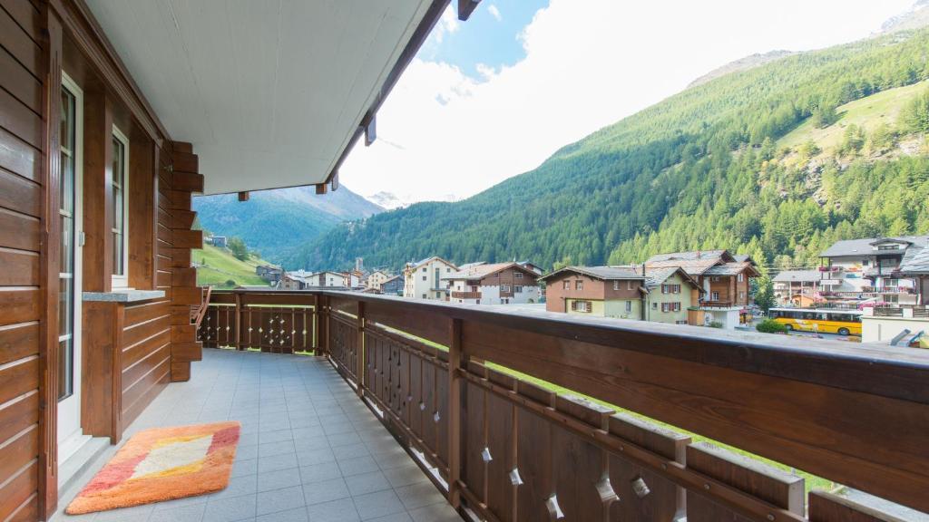 Haus Evita Saas-Grund Exterior foto