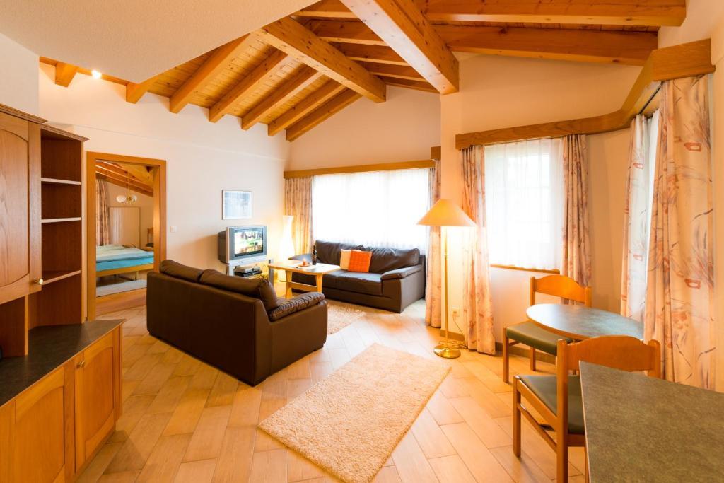 Haus Evita Saas-Grund Habitación foto